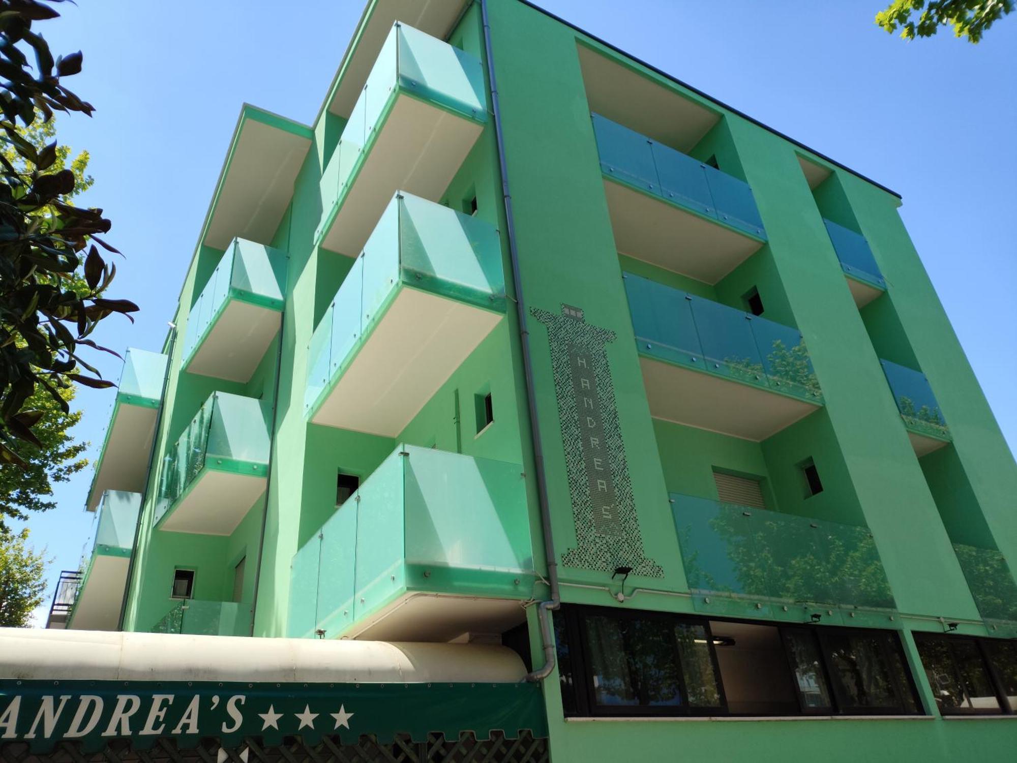 Hotel Andrea'S Римини Экстерьер фото